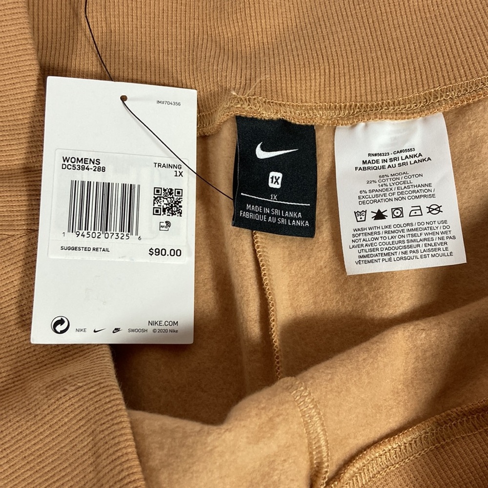 Nike Yoga Luxe Fleece Lined Cropped Pants - Picture 8 of 16
